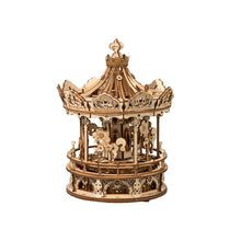 Charger l'image dans la galerie, Le Carrousel Musical - La Maquette en Bois®