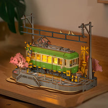 Charger l'image dans la galerie, Puzzle 3D Le Tram Express des Cerisiers en Bois