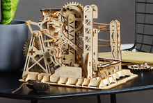 Charger l'image dans la galerie, Le Rollercoaster - La Maquette en Bois® - La Maquette en Bois