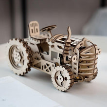 Charger l'image dans la galerie, Le Tracteur - La Maquette en Bois® - La Maquette en Bois
