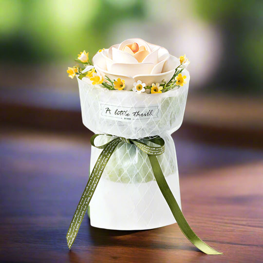 Bouquet de Camélia Élégant - La Maquette en Bois®