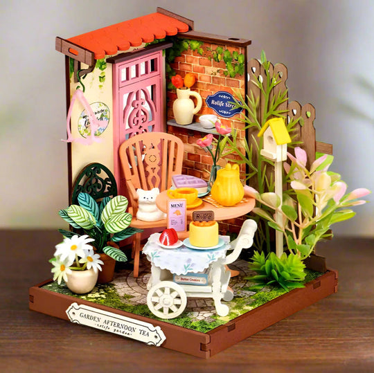 Salon de Thé Enchanté - La Maquette en Bois®