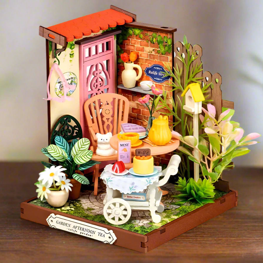 Salon de Thé Enchanté - La Maquette en Bois®