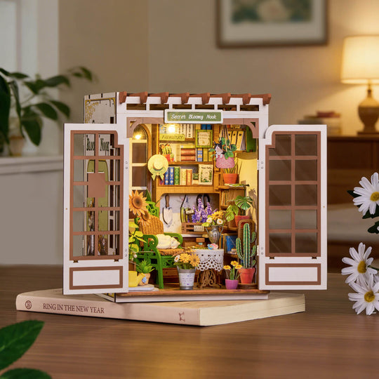 La Bibliothèque Fleurie - La Maquette en Bois®