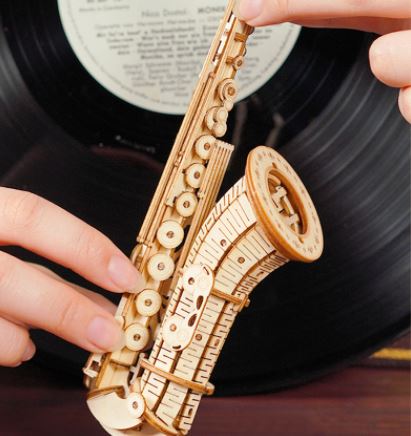 Le Saxophone - La Maquette en Bois® - La Maquette en Bois